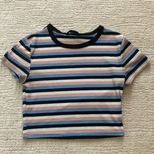 Cropped striped tee shirt
